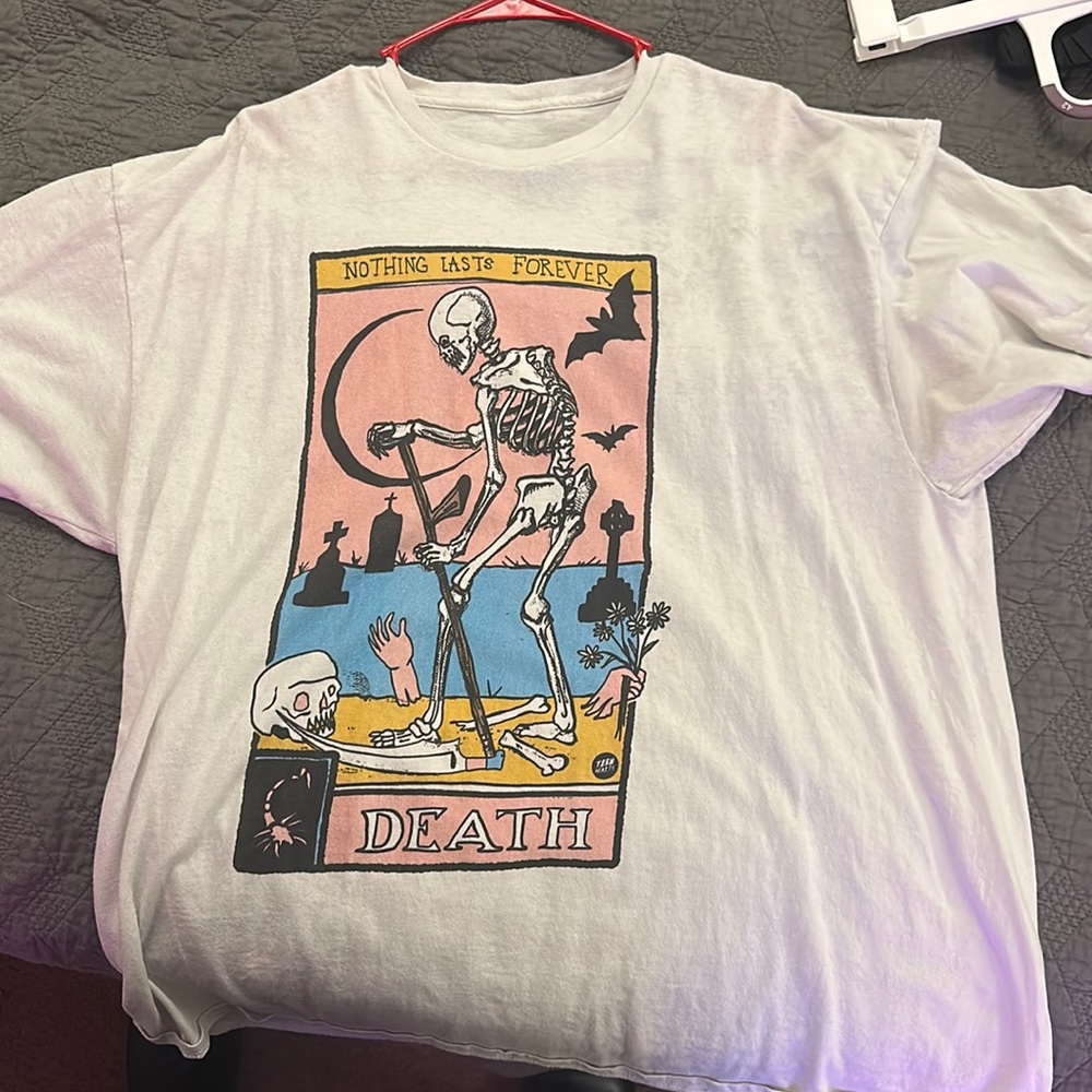 White Teen Hearts tee